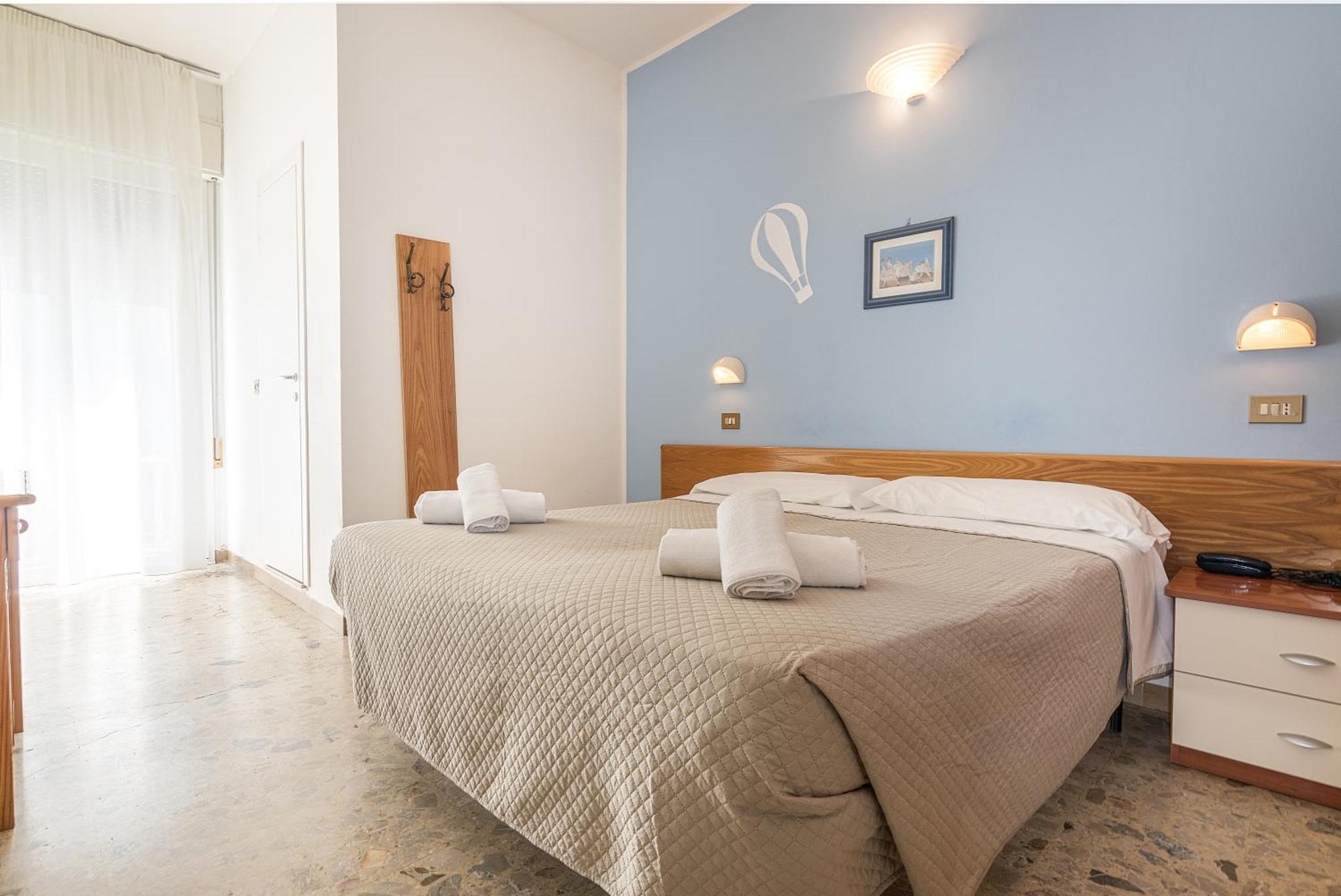 Hotel Santiago Rimini Exterior photo